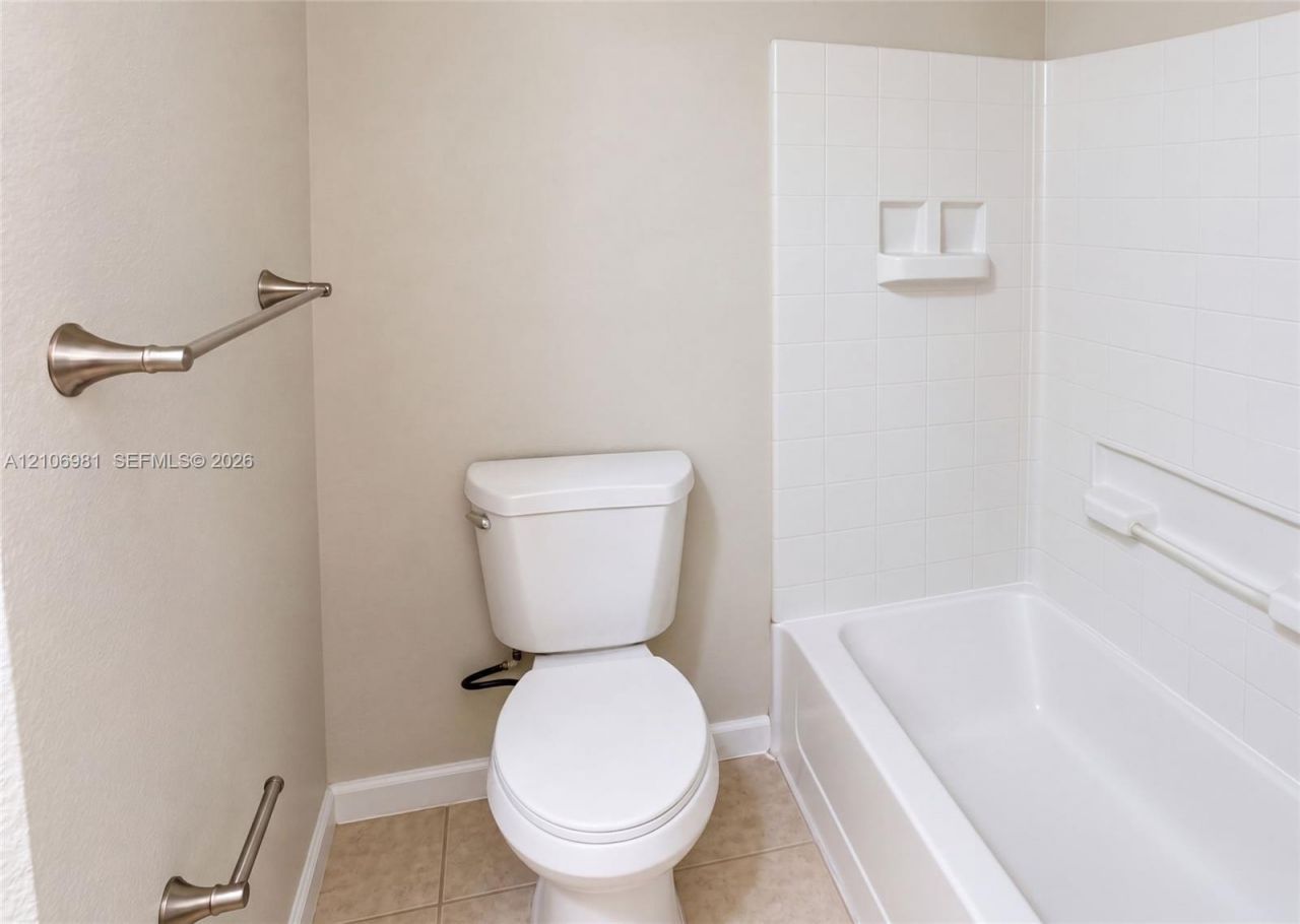 1295 N Railroad Ave , Boynton Beach, FL 33435 Photo