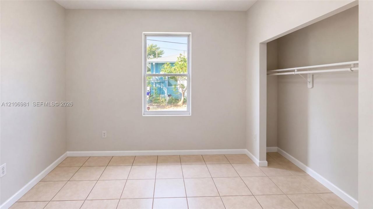 1295 N Railroad Ave , Boynton Beach, FL 33435 Photo