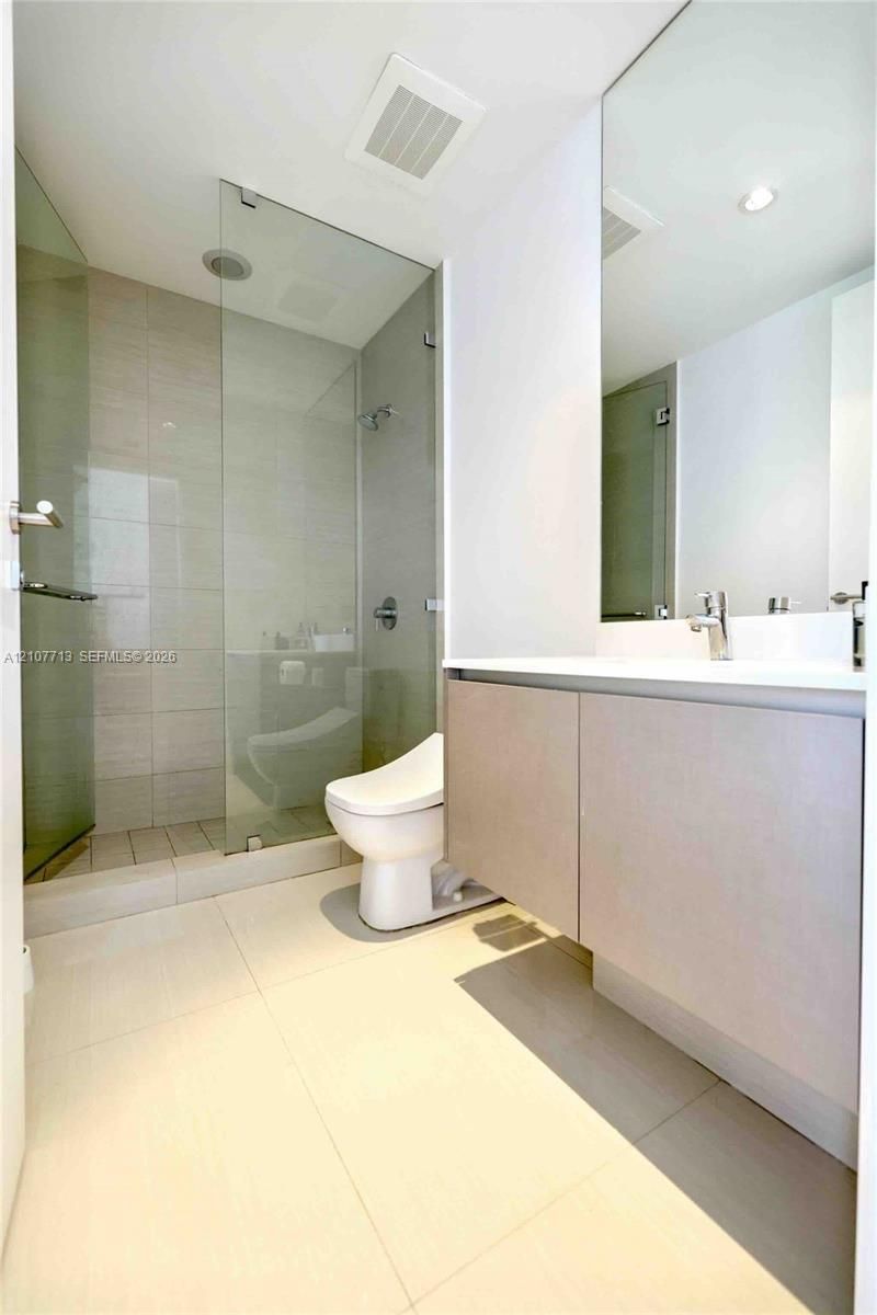 3250 NE 188th St , Unit 502, Aventura, FL 33180 Photo