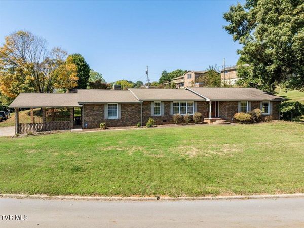 1200 Sharondale Avenue, Kingsport, TN 37660