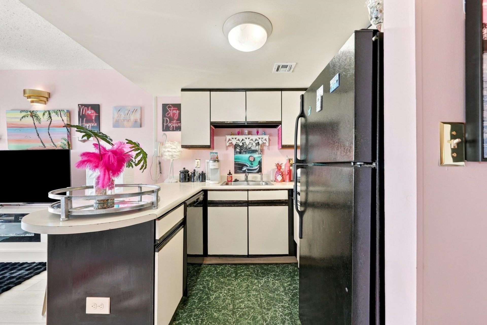 1605 S Ocean Blvd.  Photo 6