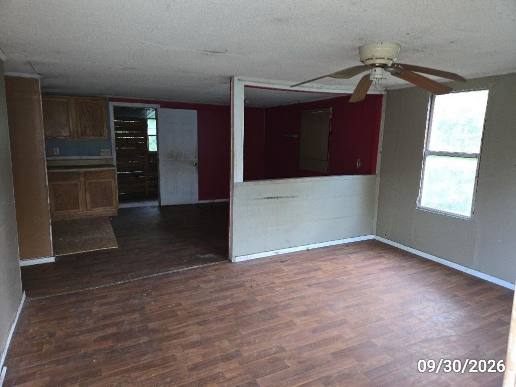 568 Pinckney Rd.  Photo 2