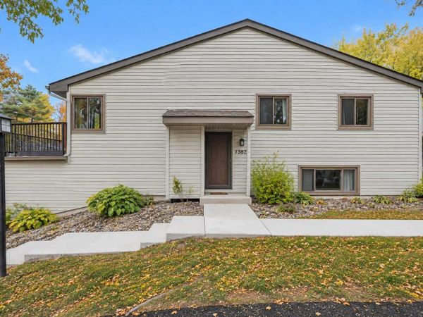 1382 Arden View Drive, Arden Hills, MN 55112