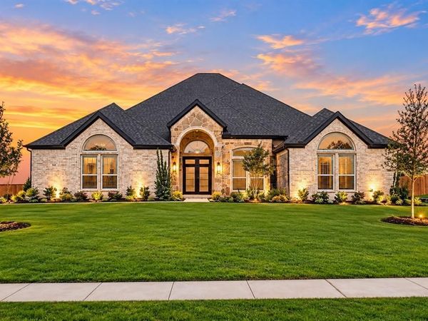 781 Emerald Valley Drive, Ovilla, TX 75154