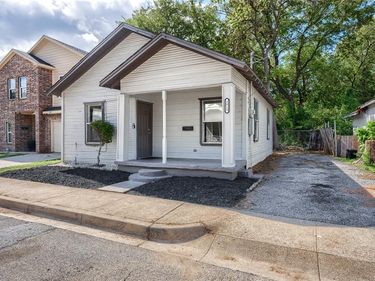 2815 Sutton Street , Dallas, TX 75210