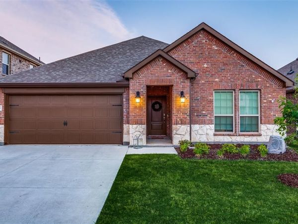 11108 Ranchera Drive, Aubrey, TX 76227
