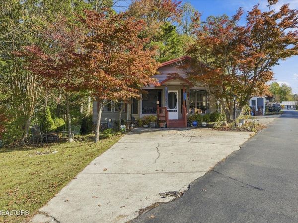 829 Peacock Ridge Drive, Townsend, TN 37882