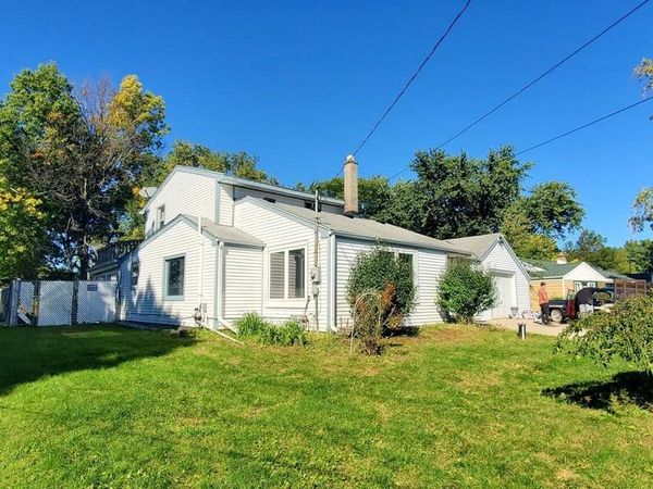 11255 W Mayers DRIVE, Franklin, WI 53132