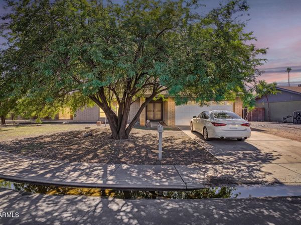 1713 W DIXON Circle, Mesa, AZ 85201