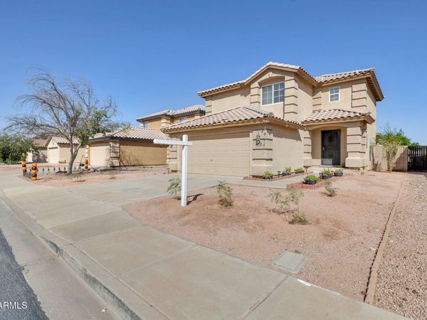11930 W LARKSPUR Road, El Mirage, AZ 85335