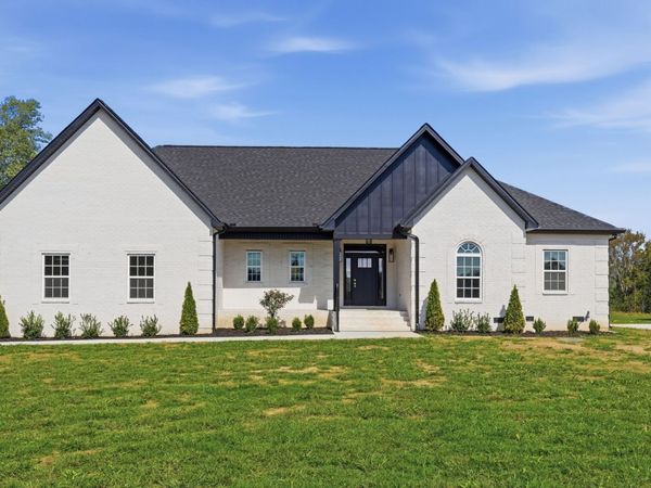 1302 Old Shelbyville Hwy , Tullahoma, TN 37388