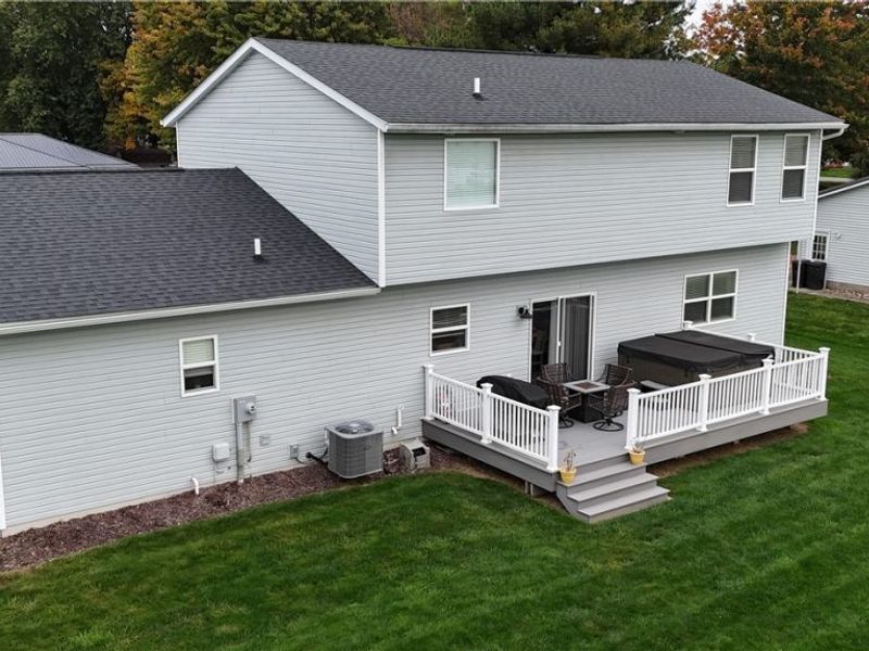 840 Welker Drive, West Lafayette, OH 43845 Photo 2