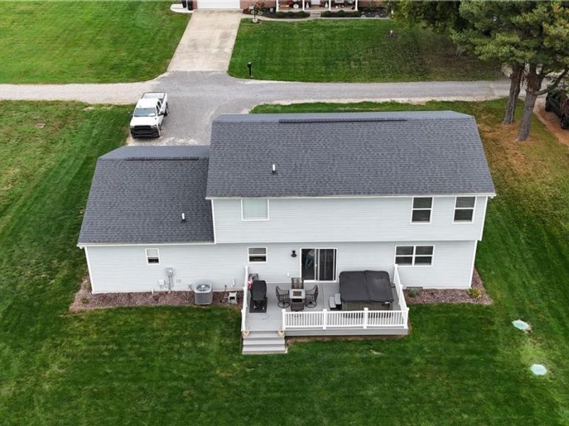 840 Welker Drive, West Lafayette, OH 43845 Photo 7