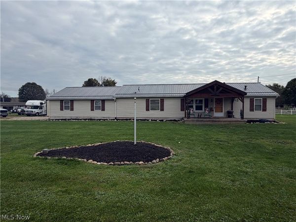 45367 County Road 23 , Coshocton, OH 43812
