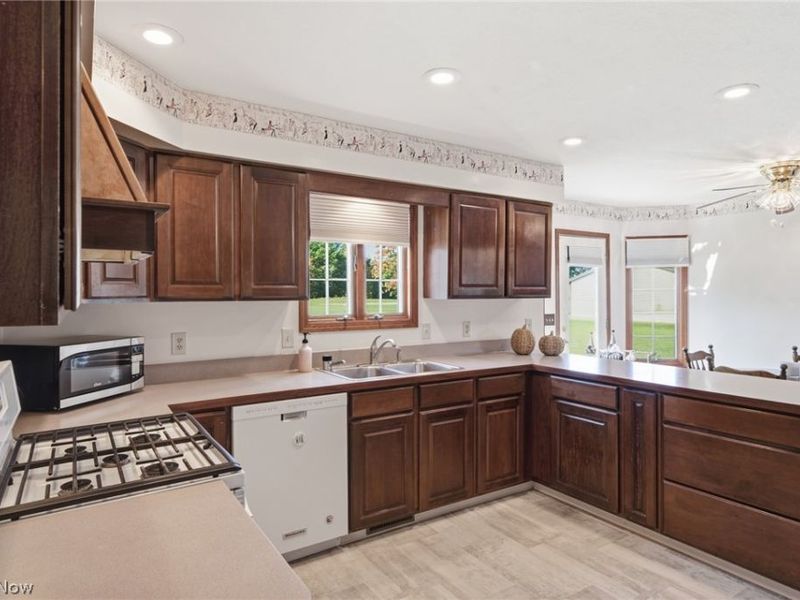 8720 Bechtel Road, Elyria, OH 44035 Photo 10