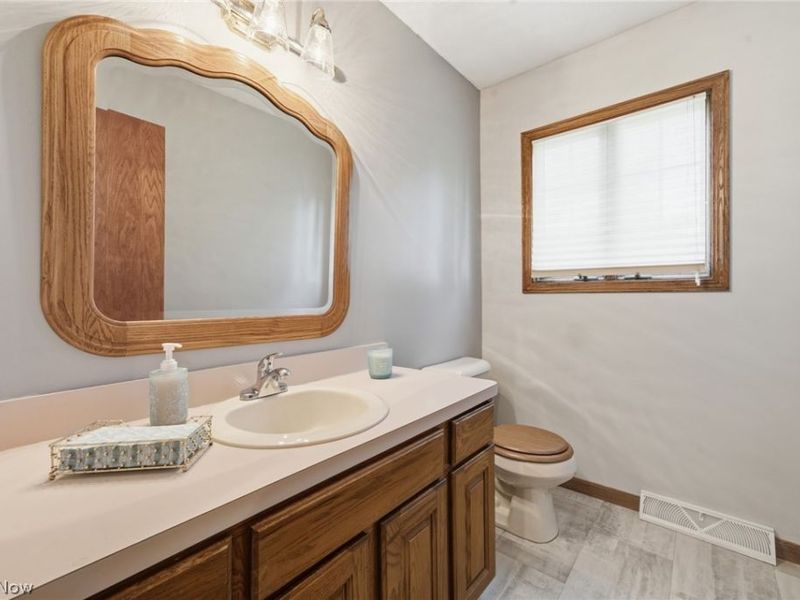 8720 Bechtel Road, Elyria, OH 44035 Photo 21