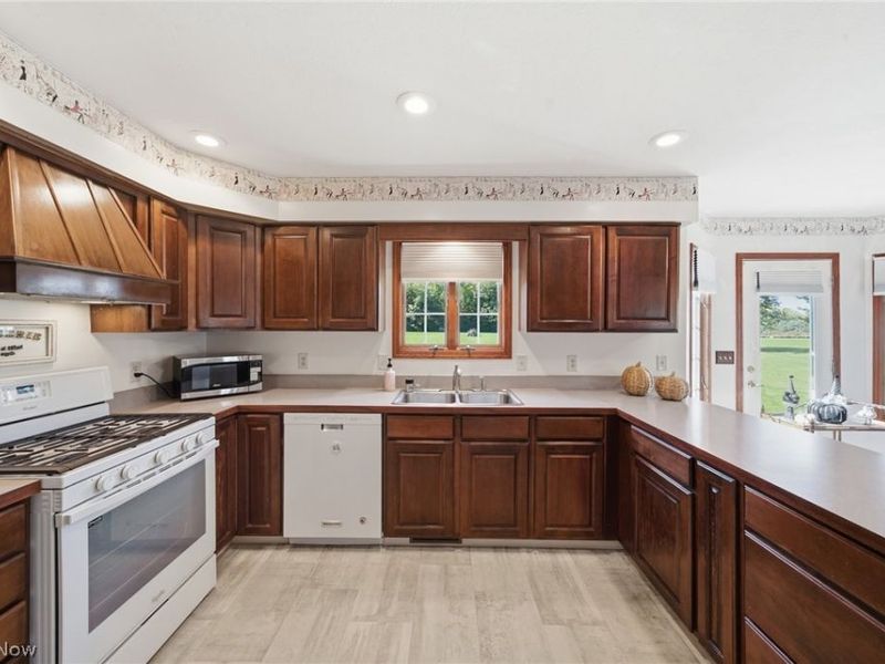 8720 Bechtel Road, Elyria, OH 44035 Photo 9