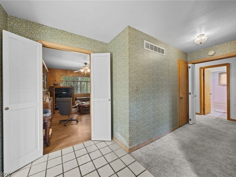 246 Elmdale Avenue, Akron, OH 44313 Photo 24