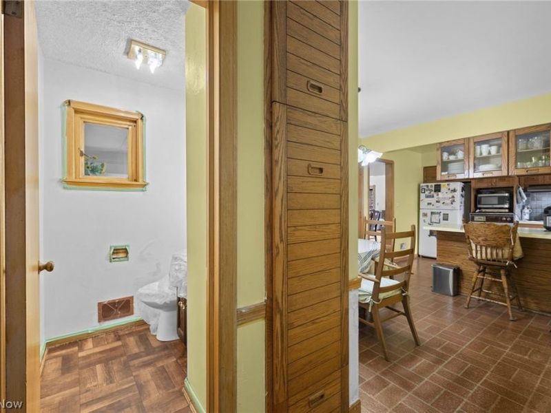 246 Elmdale Avenue, Akron, OH 44313 Photo 34