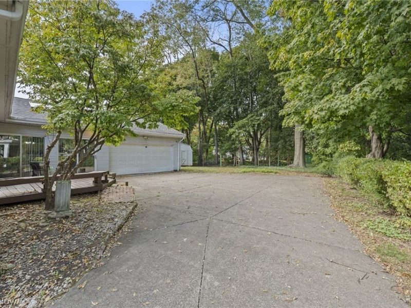 246 Elmdale Avenue, Akron, OH 44313 Photo 44