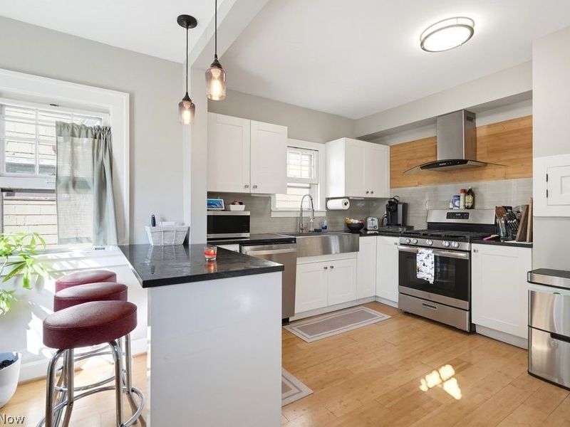 3818 Parkdale Road, Cleveland Heights, OH 44121 Photo 6