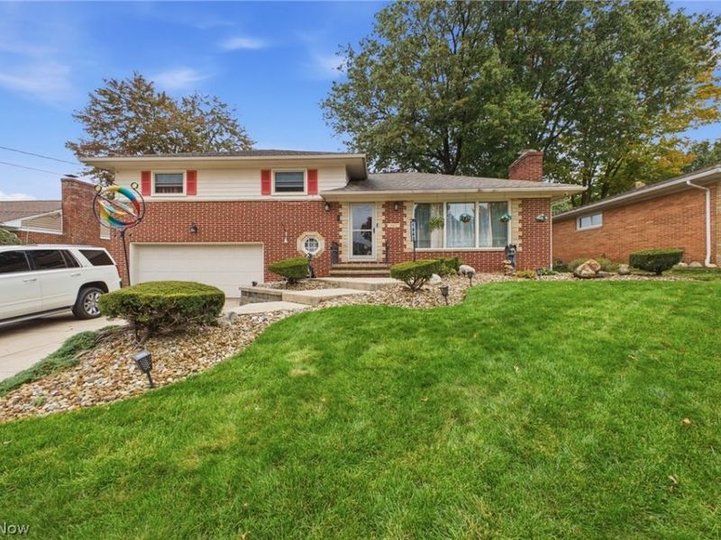 1862 Marigold Avenue, Akron, OH 44301 Photo 1