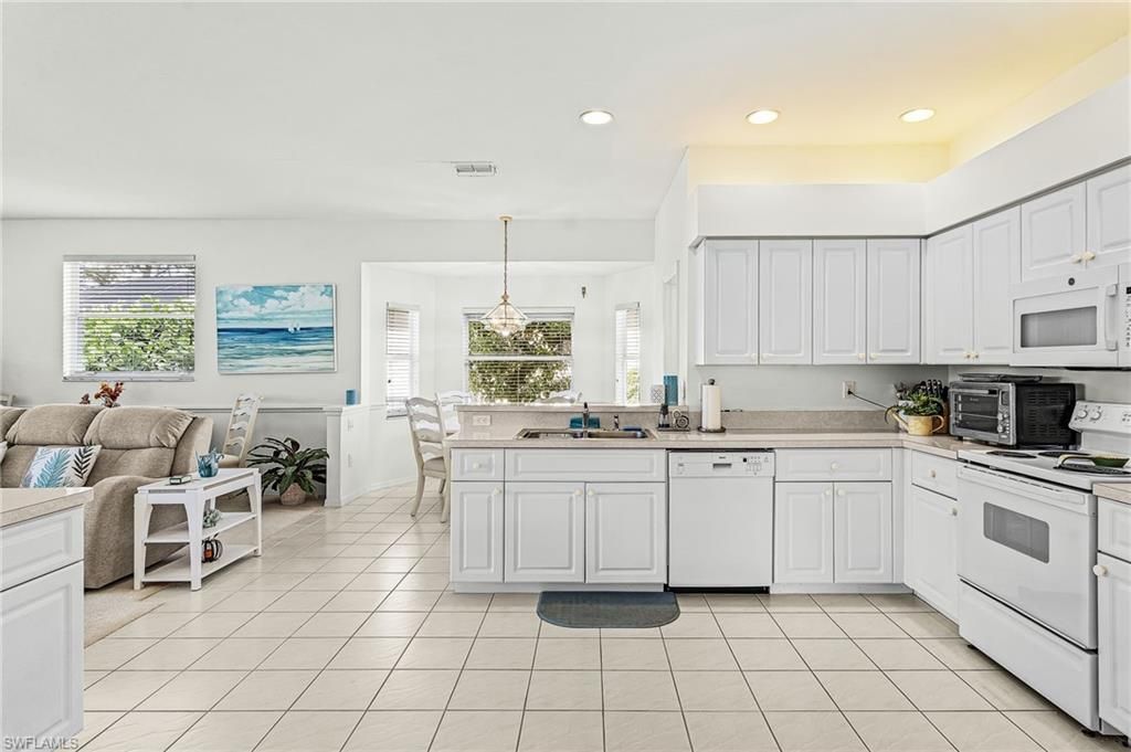 9290 Lanthorn Way, Estero, FL 33928 Photo