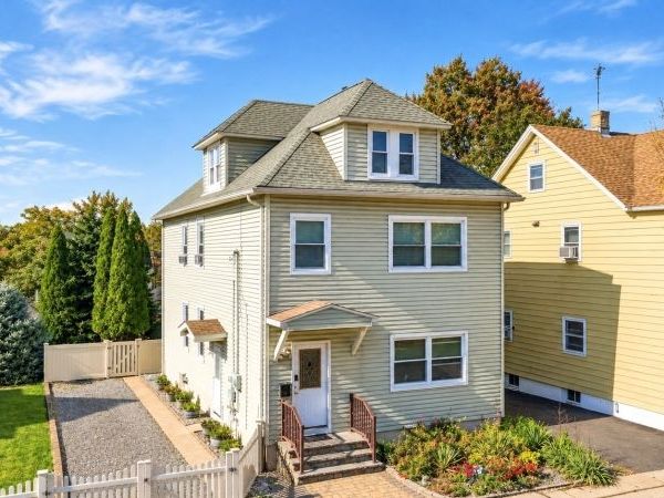 72 Wesley St, Clifton, NJ 07013