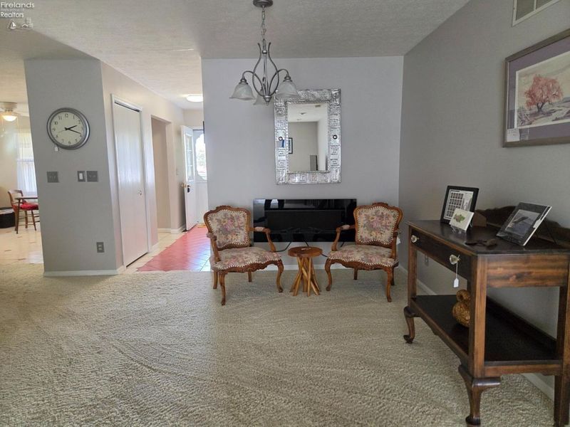 5 W Teakwood Court, Tiffin, OH 44883 Photo 9