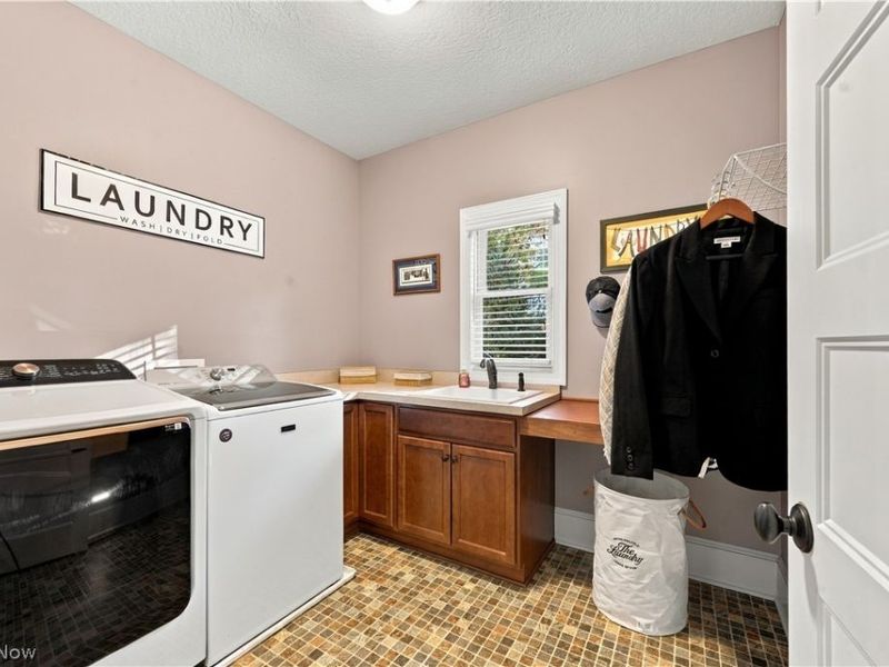 7028 Emerald Cove Avenue NW, Canal Fulton, OH 44614 Photo 16
