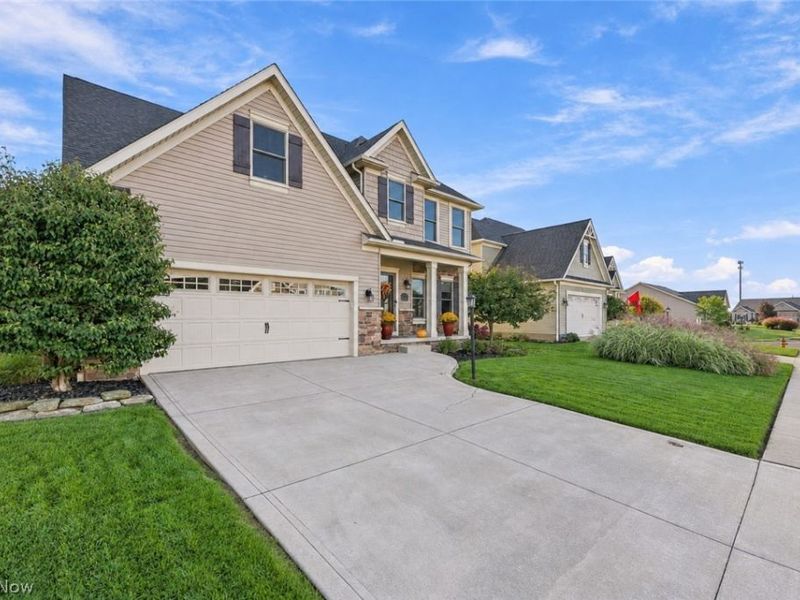 7028 Emerald Cove Avenue NW, Canal Fulton, OH 44614 Photo 3
