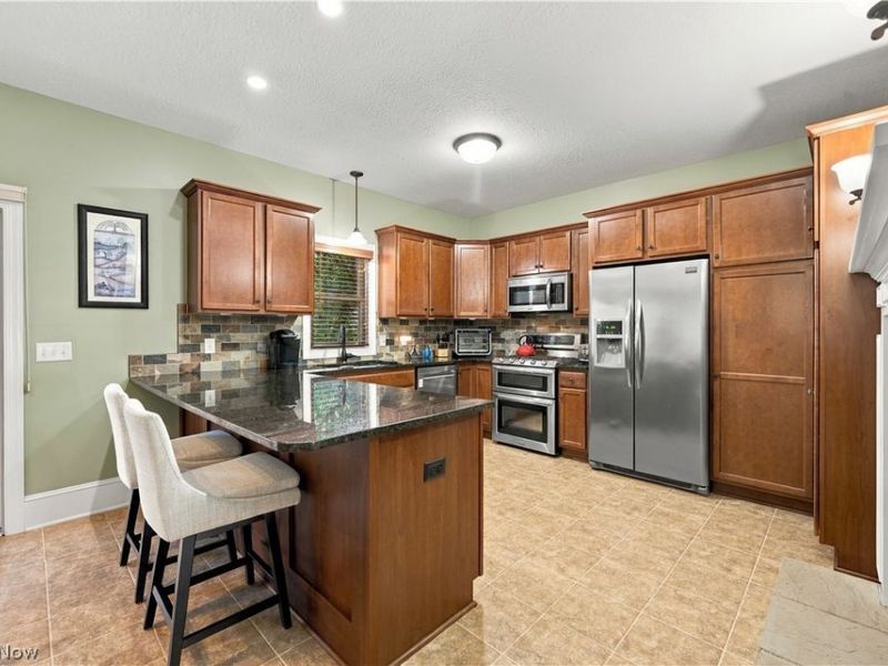 7028 Emerald Cove Avenue NW, Canal Fulton, OH 44614 Photo 7