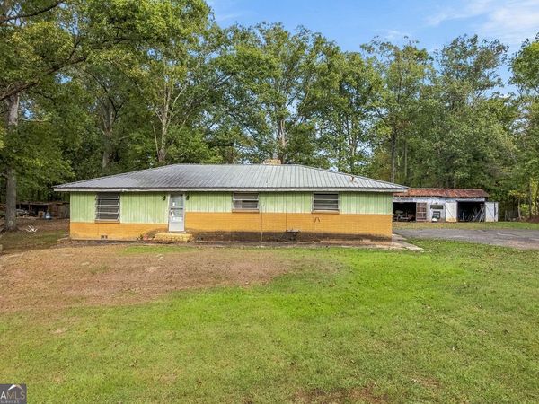 176 Woods Road NW, Rome, GA 30165