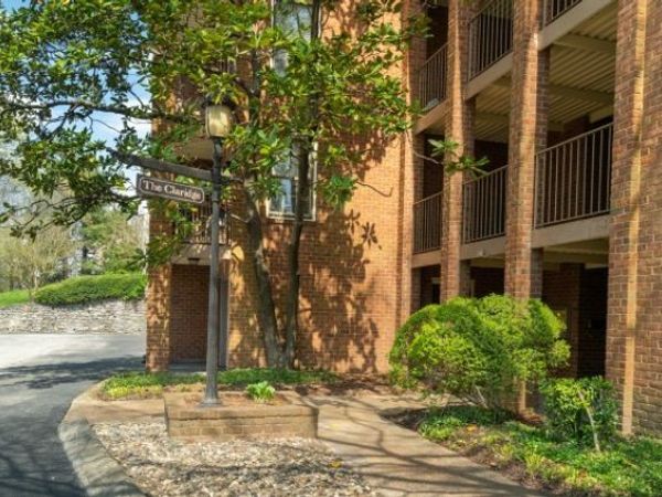 3198 Hillsboro Pike, Nashville, TN 37215