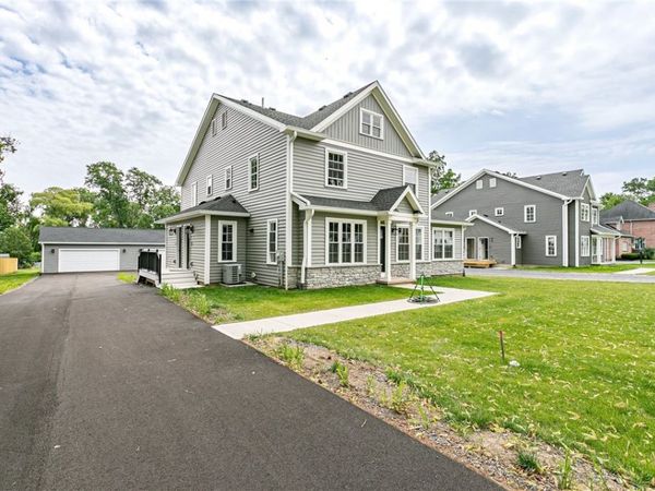 18 Cottage Street , Spencerport, NY 14559