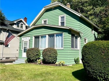 542 Empire Boulevard , Rochester, NY 14609