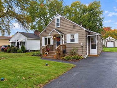 216 Mc Kenney Avenue , Syracuse, NY 13211