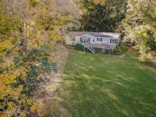 513 Sagendorf Corners Road, Howes Cave, NY 12092