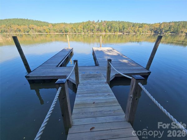 524 E Settings Boulevard NW, Valdese, NC 28690