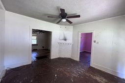 390 Holly Street  photo 4