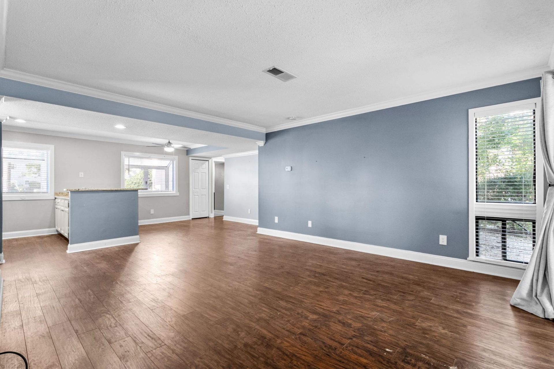 1025 Plantation Dr.  Photo 9