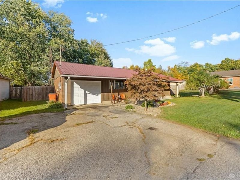 4468 Saint Paris Pike, Springfield, OH 45504 Photo 5