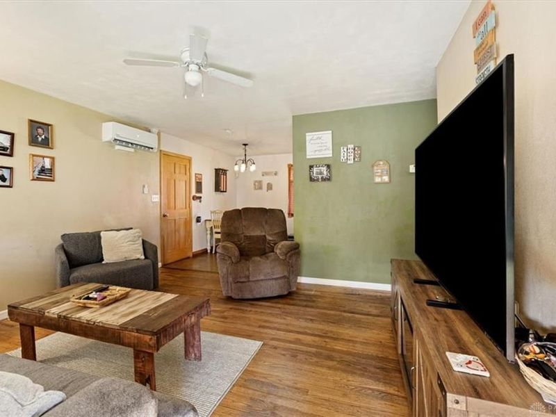 4468 Saint Paris Pike, Springfield, OH 45504 Photo 9