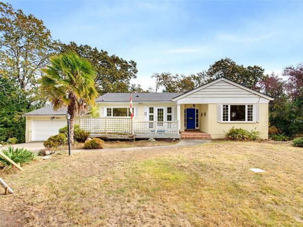 3315 Ripon Rd , Oak Bay, BC V8R 6G6