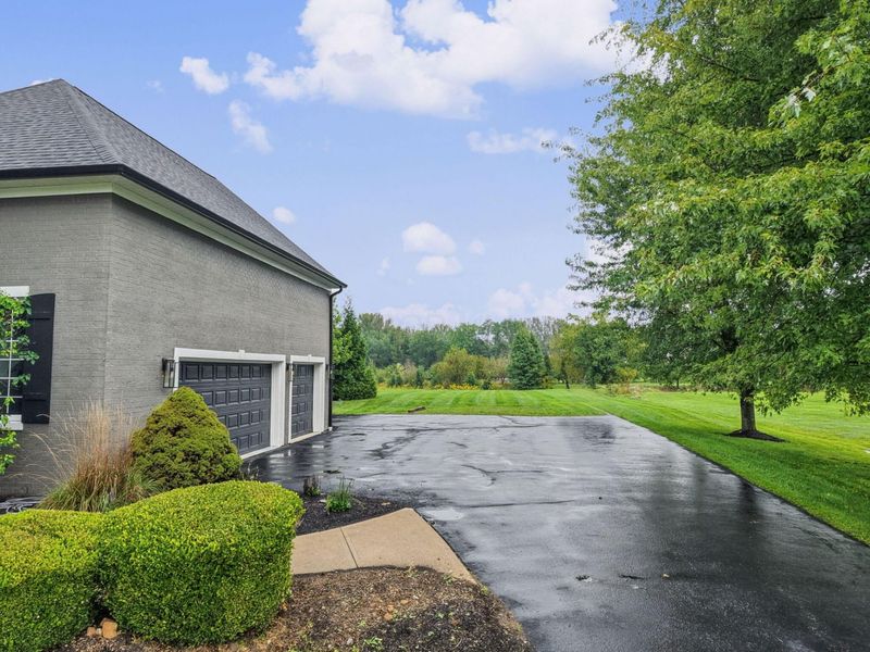 10820 Winchester Road NW, Canal Winchester, OH 43110 Photo 5