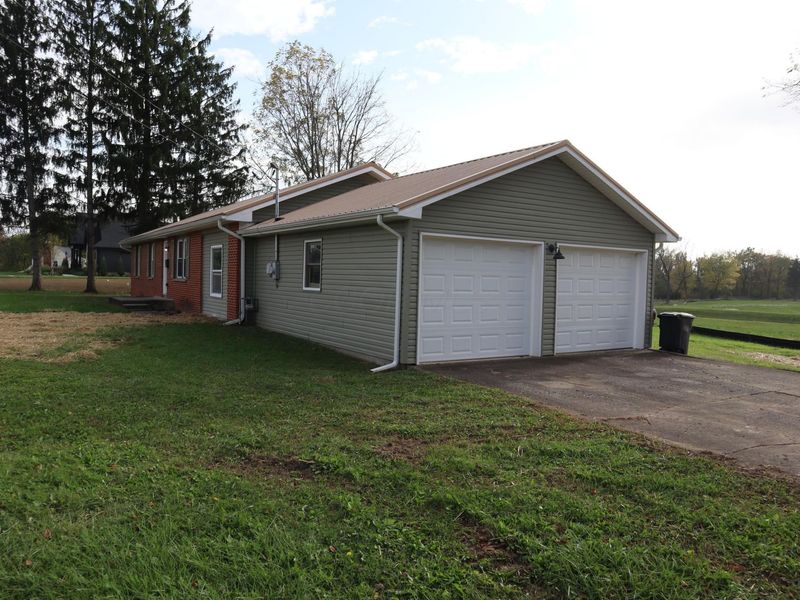 900 Van Deman Street , Washington Court House, OH 43160 Photo 2