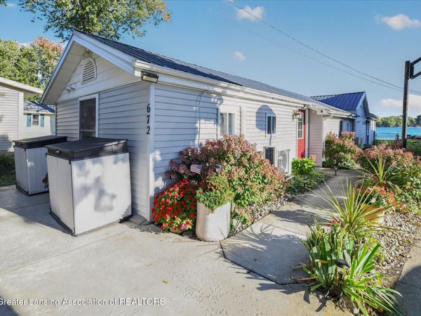 672 Lakeview Drive, Lake Odessa, MI 48849