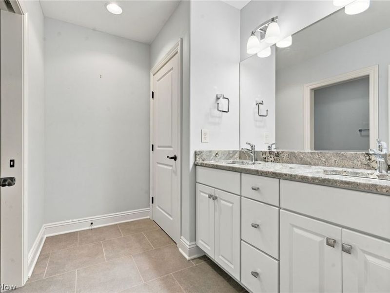 1137 Laurel Green Drive NE, North Canton, OH 44720 Photo 35