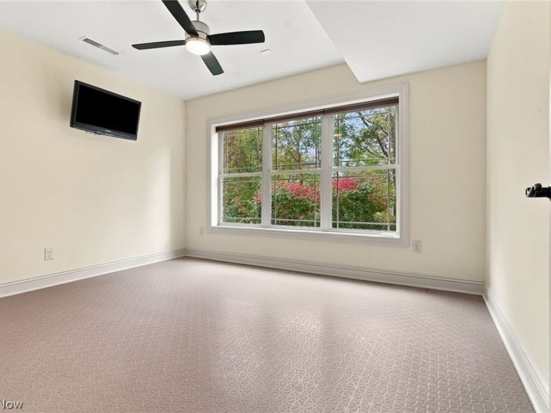 1137 Laurel Green Drive NE, North Canton, OH 44720 Photo 37