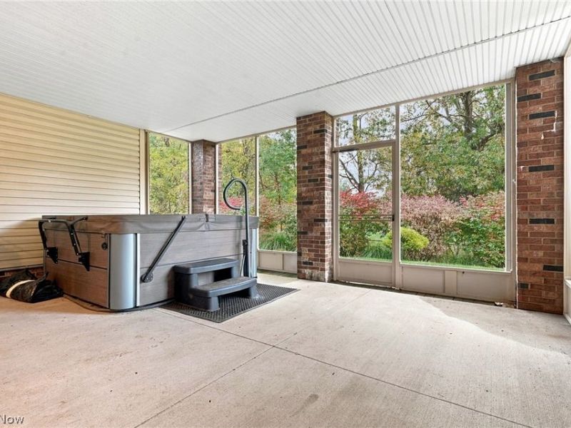 1137 Laurel Green Drive NE, North Canton, OH 44720 Photo 39